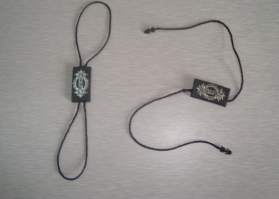 comprare Etichetta di plastica su ordinazione di sicurezza di Hang Tags For Clothing Plastic sul logo d'argento dei vestiti online manufacture