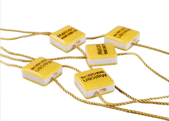 comprare Tag per abbigliamento in plastica su misura fabbricazione online