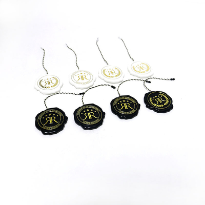 Un buon prezzo. La bottiglia di vino Hang Tag Size Plastic Swing etichetta i gioielli Hang Tags String Suppliers del modello in linea