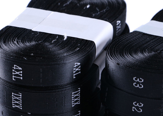 Un buon prezzo. Il rotolo su ordinazione di Avery Full Size Labels In per la dimensione tessuta camicia dell'abbigliamento etichetta la fabbrica in linea