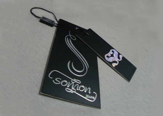Un buon prezzo. La carta di lusso su ordinazione Hang Tags For Clothing Brand imprime la stagnola d'argento Logo Plastic Tags in linea