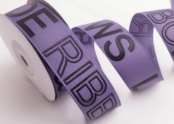 Un buon prezzo. Rubinetto Grosgrain personalizzato con logo in 3D inciso per marchi di lusso in linea